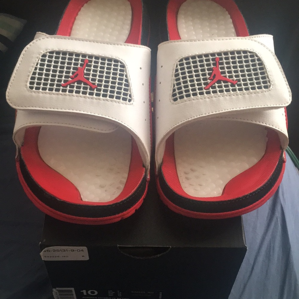Jordan Bred slides